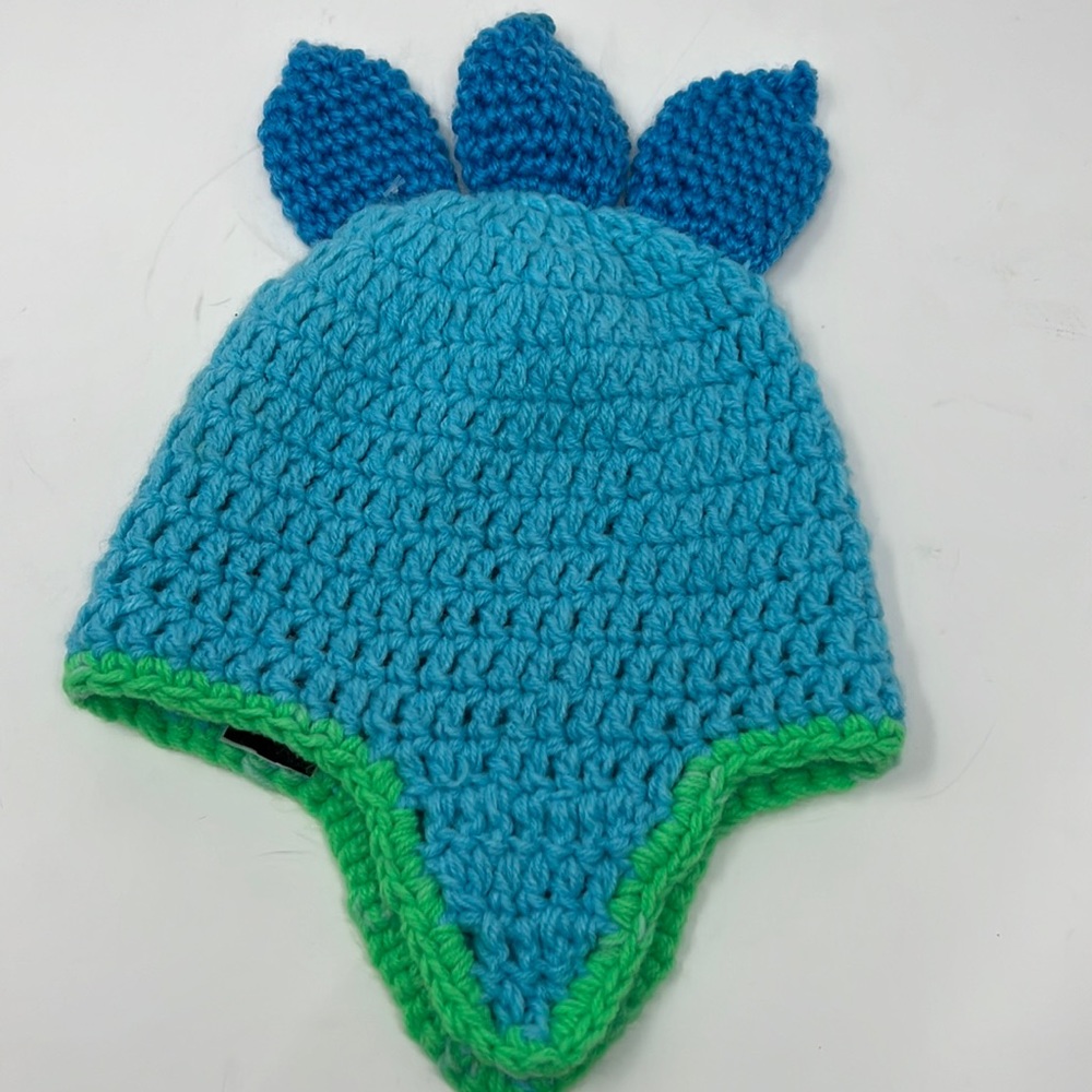 Cute crochet Dinosaur/ monster spike hat no size but guess fits 12m to 2t